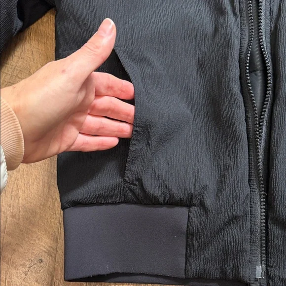 lululemon athletica Black Puffer Jacket - Picture 12 of 16